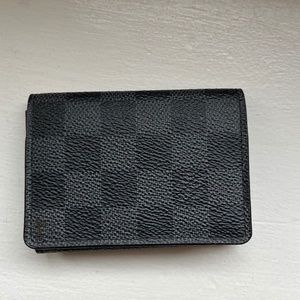 Lous Vuitton Men's Grain Leather Wallet/Card Holder (NEVER USED)